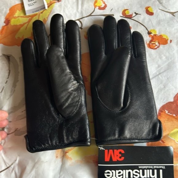 NWT 3M Thinsulate Black Leather Gloves XS - Picture 2 of 3